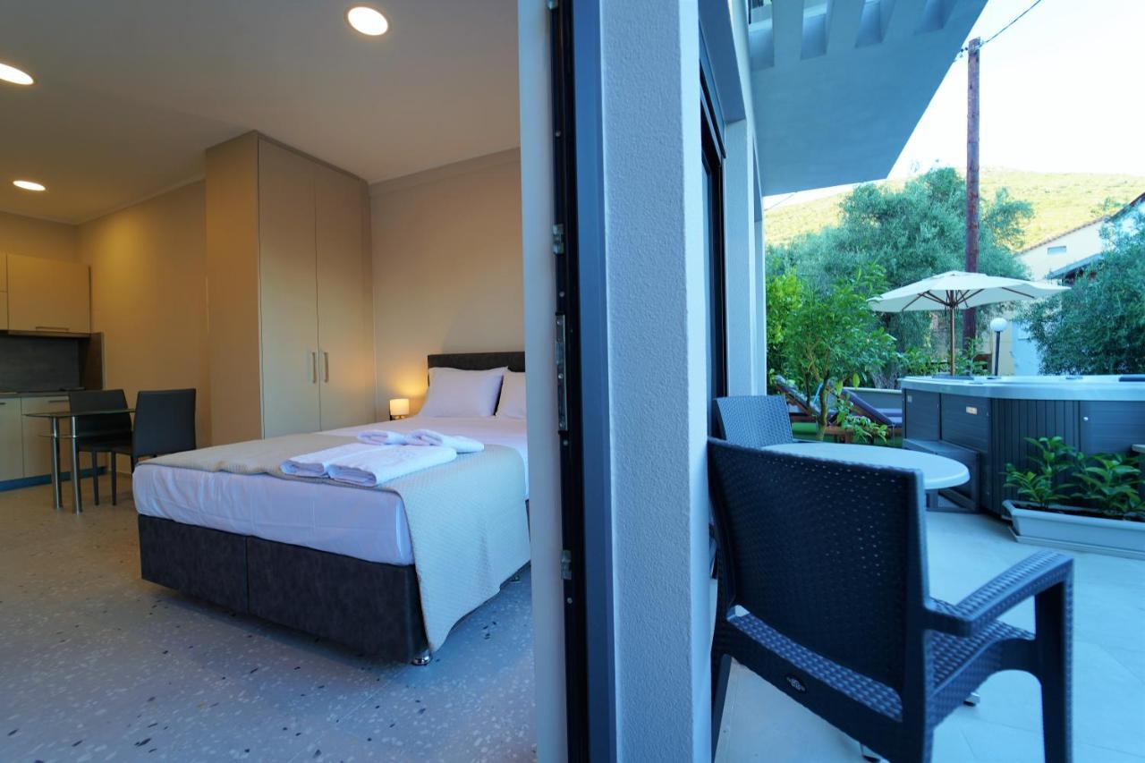 Moonlight Suites Parga Eksteriør bilde