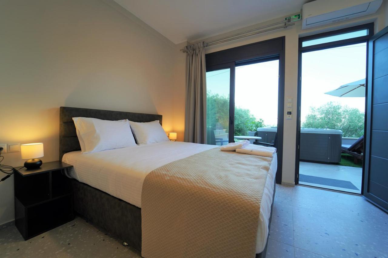 Moonlight Suites Parga Eksteriør bilde