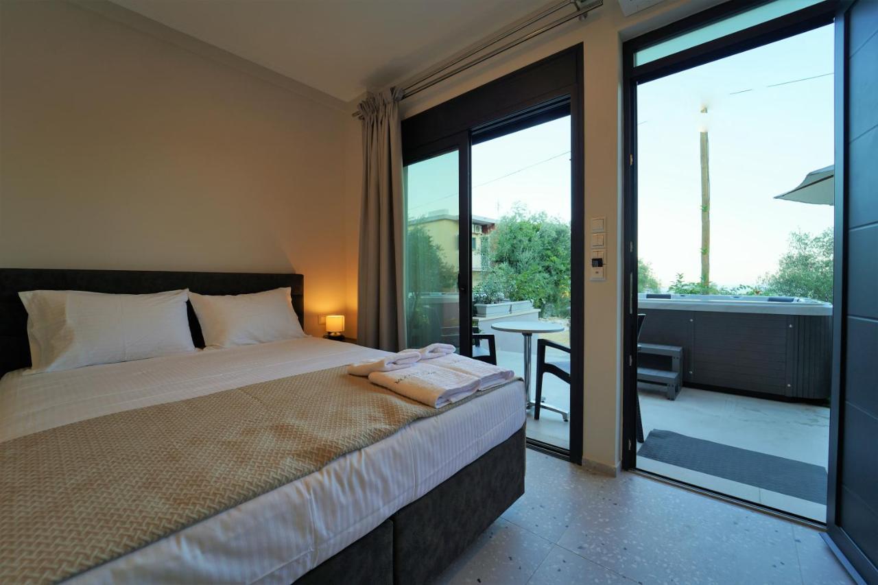 Moonlight Suites Parga Eksteriør bilde