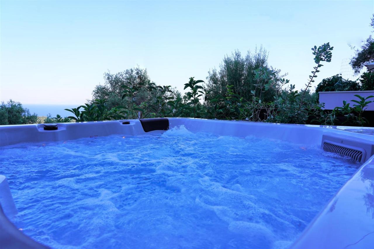 Moonlight Suites Parga Eksteriør bilde